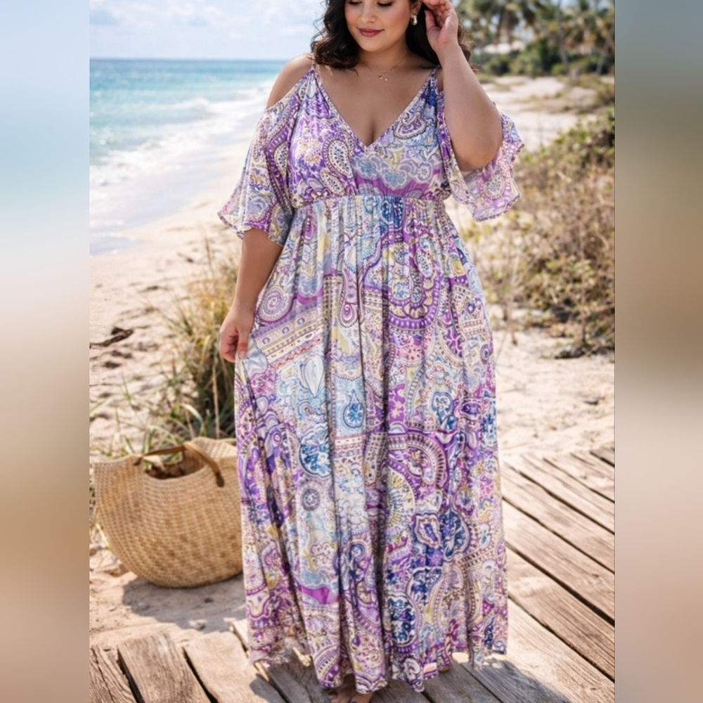 BloomChic Maxi Dress Size 18 20 Purple Cream Floral Plus Size  Rayon Dress NWT